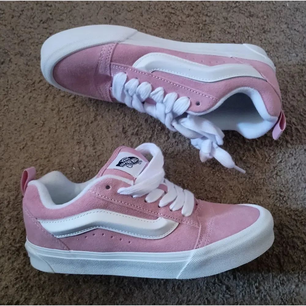 Vans Knu Skool Pink White BRAND NEW IN BOX NO LID.